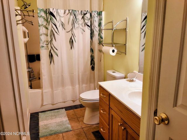 707 Blue Jean Road, Whiteville, NC 28472