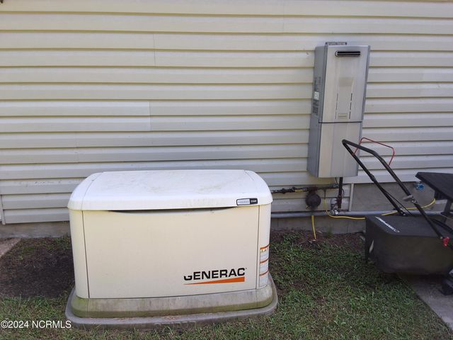 707 Blue Jean Road, Whiteville, NC 28472