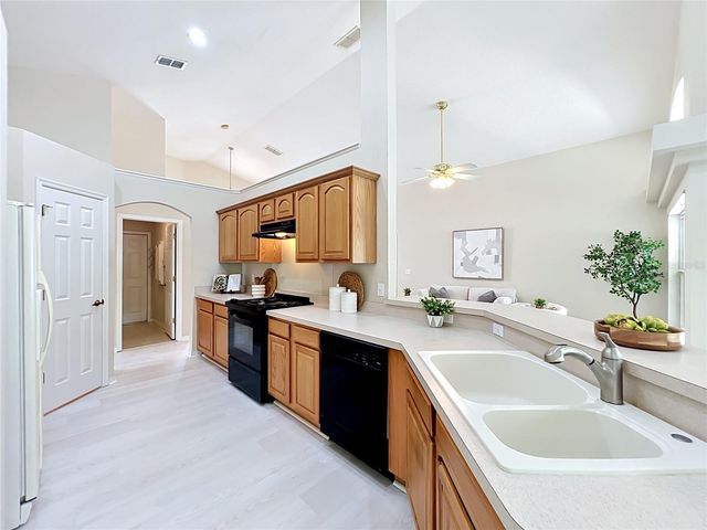 527 CANARY ISLAND COURT, Orlando, FL 32828