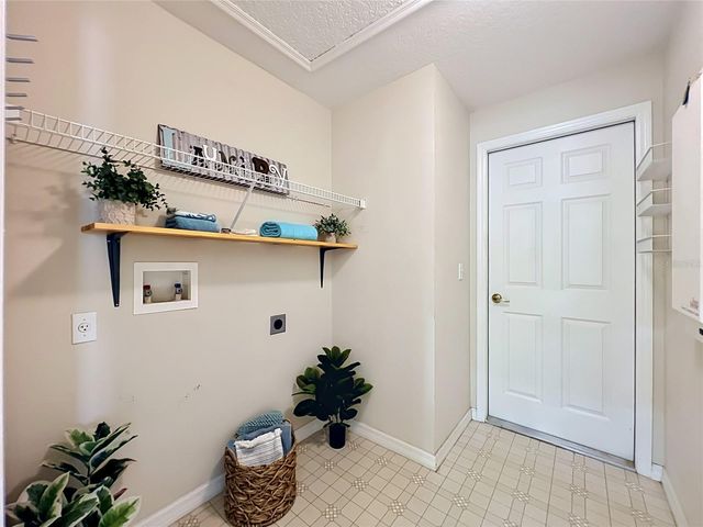 527 CANARY ISLAND COURT, Orlando, FL 32828