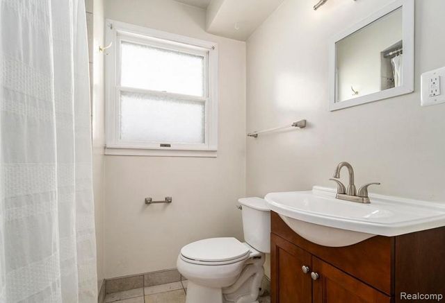 633 N Dorchester Road, Royal Oak, MI 48067