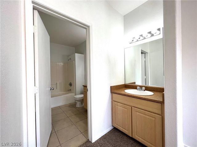 8250 North Grand Canyon Drive 2018, Las Vegas, NV 89166