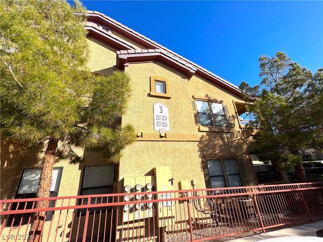 8250 North Grand Canyon Drive 2018, Las Vegas, NV 89166