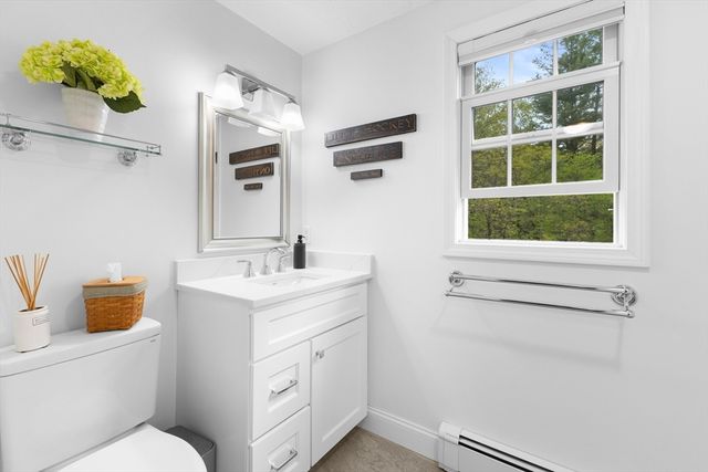59 Stoney Hill Rd, Shrewsbury, MA 01545