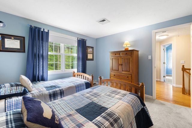 59 Stoney Hill Rd, Shrewsbury, MA 01545