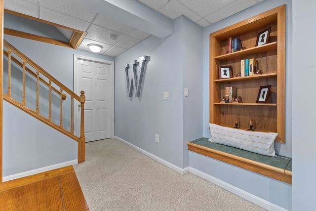 59 Stoney Hill Rd, Shrewsbury, MA 01545