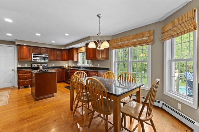 59 Stoney Hill Rd, Shrewsbury, MA 01545