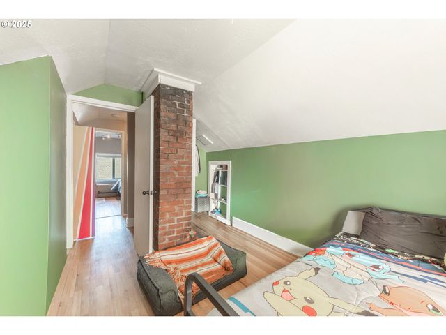 745 Ne 16TH St, Salem, OR 97301