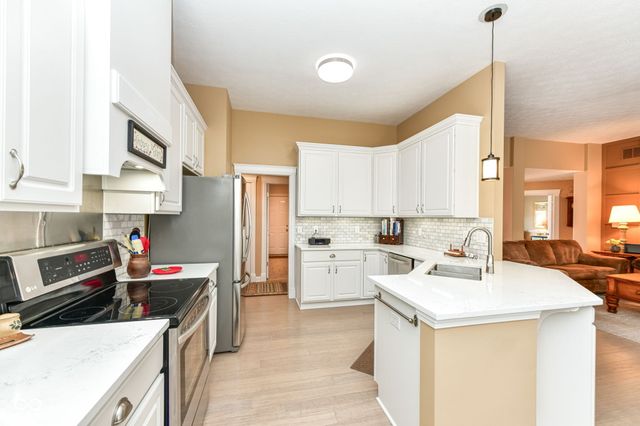 11319 Whitewater Way, Fishers, IN 46037