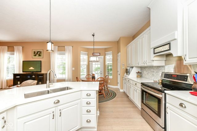 11319 Whitewater Way, Fishers, IN 46037