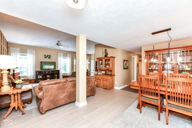 11319 Whitewater Way, Fishers, IN 46037