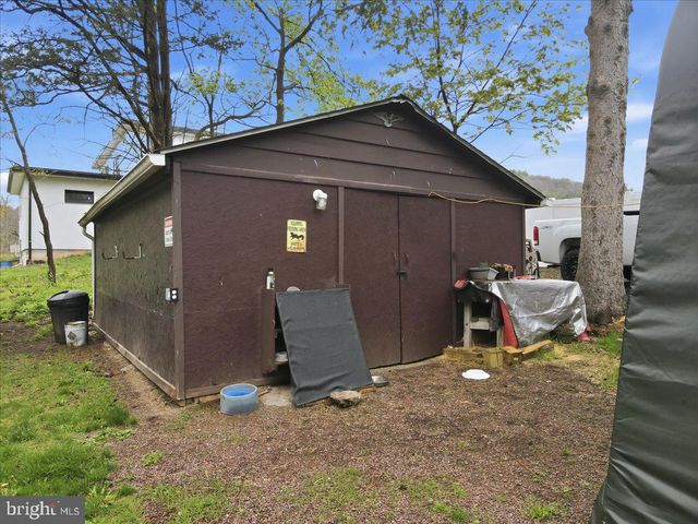 204 RICHARD LN, Kunkletown, PA 18058