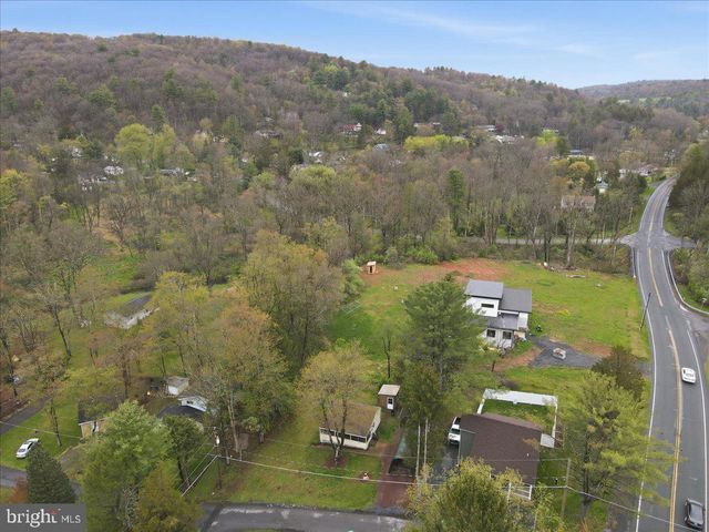 204 RICHARD LN, Kunkletown, PA 18058