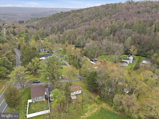 204 RICHARD LN, Kunkletown, PA 18058
