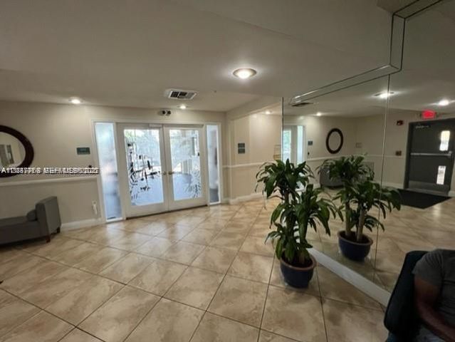 2350 NE 135th St 403, North Miami, FL 33181