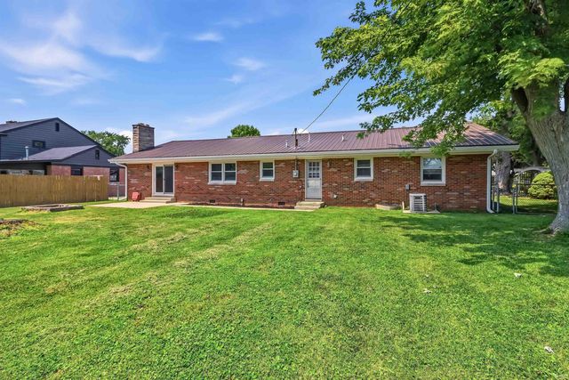 210 E North E Street, Gas City, IN 46933