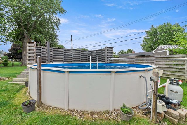 210 E North E Street, Gas City, IN 46933