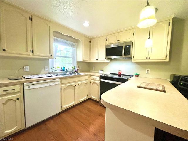 9775 Nc Highway 700, Pelham, NC 27311