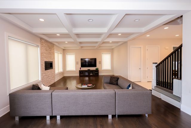 32 N Acacia Drive, Hawthorn Woods, IL 60047