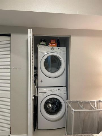 5252 NW 85th Ave 706, Doral, FL 33166