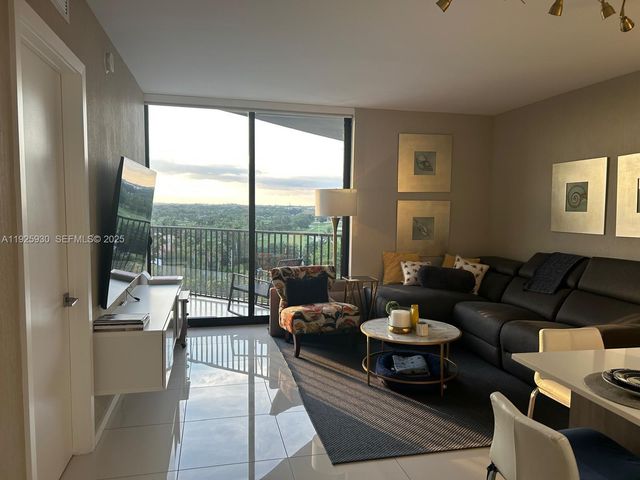 5252 NW 85th Ave 706, Doral, FL 33166