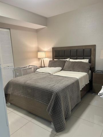 5252 NW 85th Ave 706, Doral, FL 33166