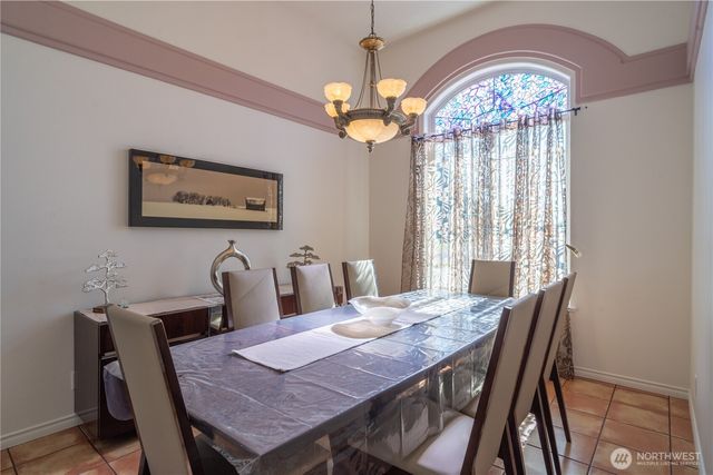 4560 Bluff Drive NE, Moses Lake, WA 98837