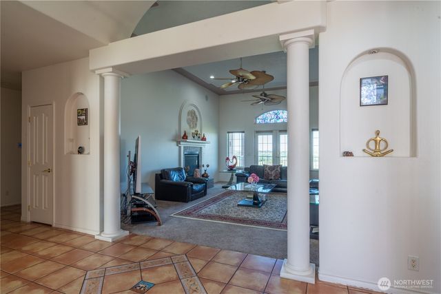 4560 Bluff Drive NE, Moses Lake, WA 98837