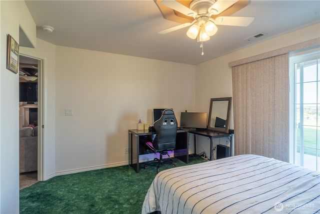 4560 Bluff Drive NE, Moses Lake, WA 98837