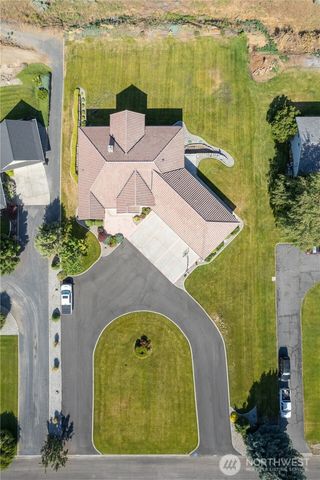 4560 Bluff Drive NE, Moses Lake, WA 98837
