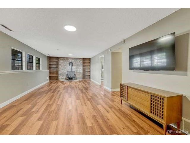6575 Lange Dr, Colorado Springs, CO 80918