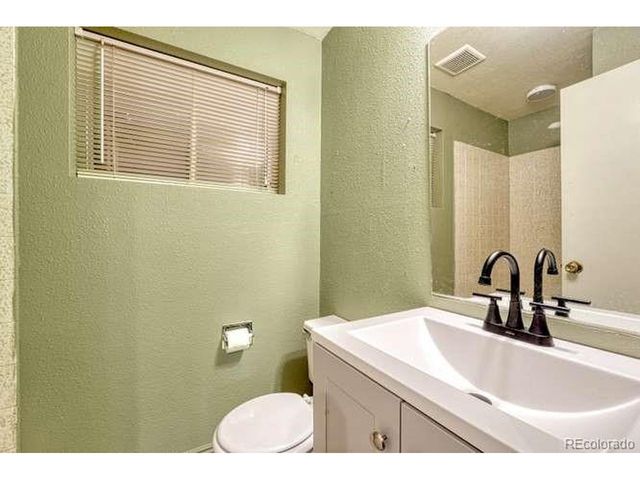 6575 Lange Dr, Colorado Springs, CO 80918