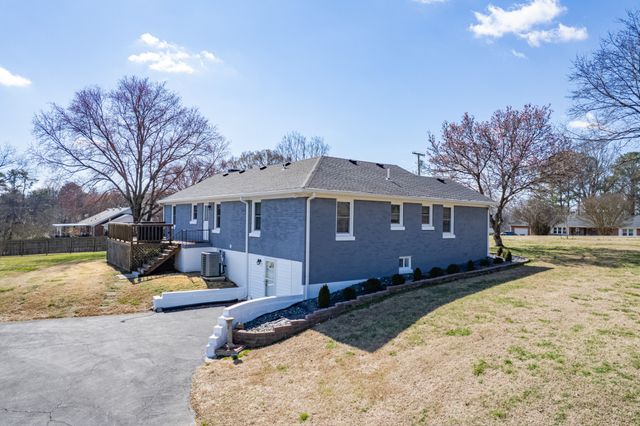 108 North Hardin Drive, Columbia, TN 38401