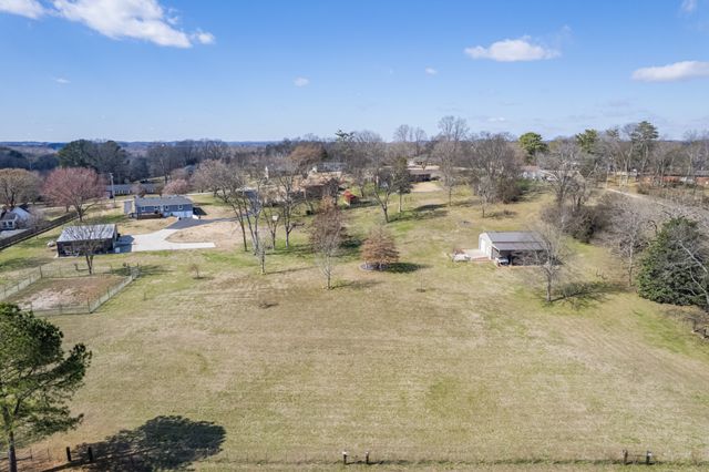 108 North Hardin Drive, Columbia, TN 38401