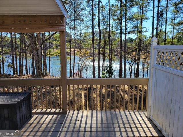 190 Baywatch Circle, Fayetteville, GA 30215