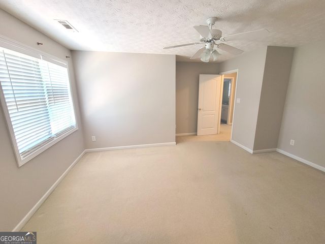 190 Baywatch Circle, Fayetteville, GA 30215