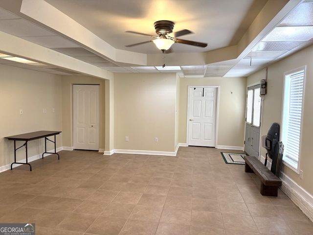 190 Baywatch Circle, Fayetteville, GA 30215
