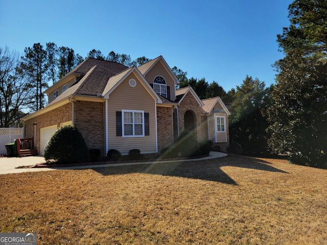 190 Baywatch Circle, Fayetteville, GA 30215
