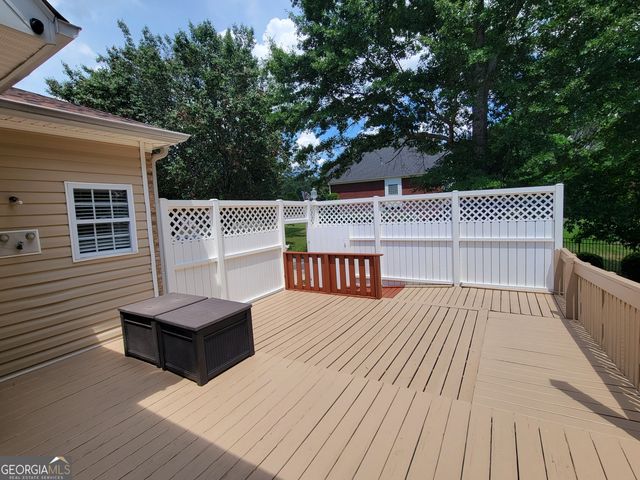 190 Baywatch Circle, Fayetteville, GA 30215