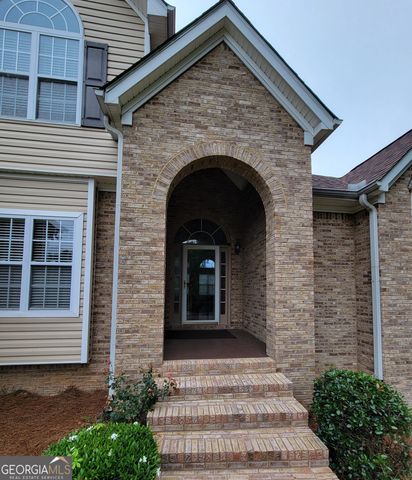 190 Baywatch Circle, Fayetteville, GA 30215