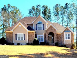 190 Baywatch Circle, Fayetteville, GA 30215