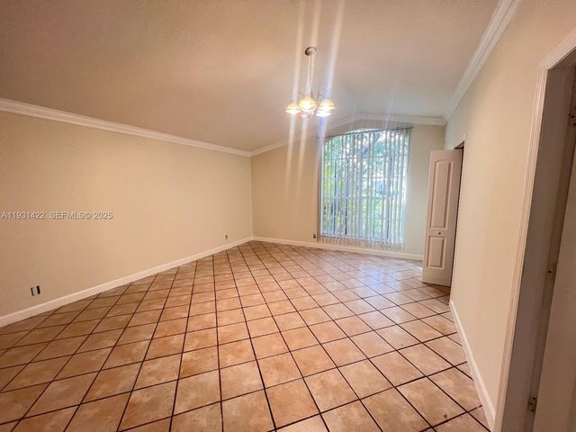 803 SW 79th Ave, North Lauderdale, FL 33068