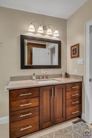 721 NW 62nd St, Topeka, KS 66617