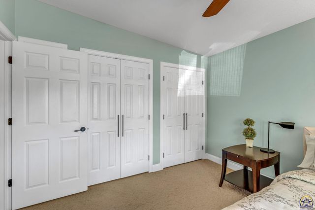 721 NW 62nd St, Topeka, KS 66617