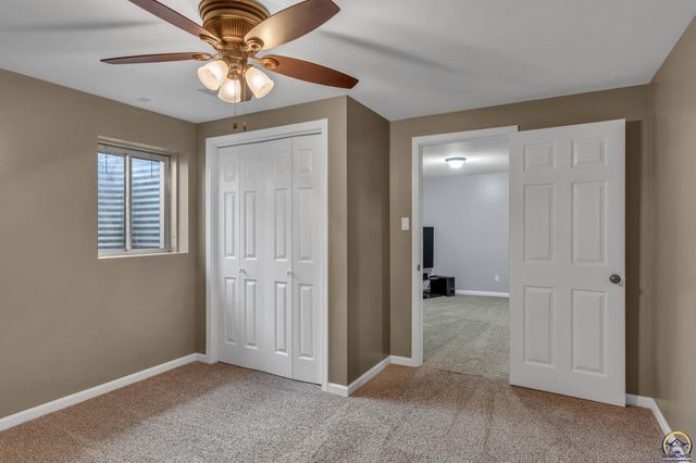 721 NW 62nd St, Topeka, KS 66617