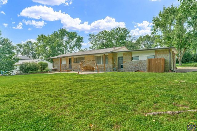 721 NW 62nd St, Topeka, KS 66617