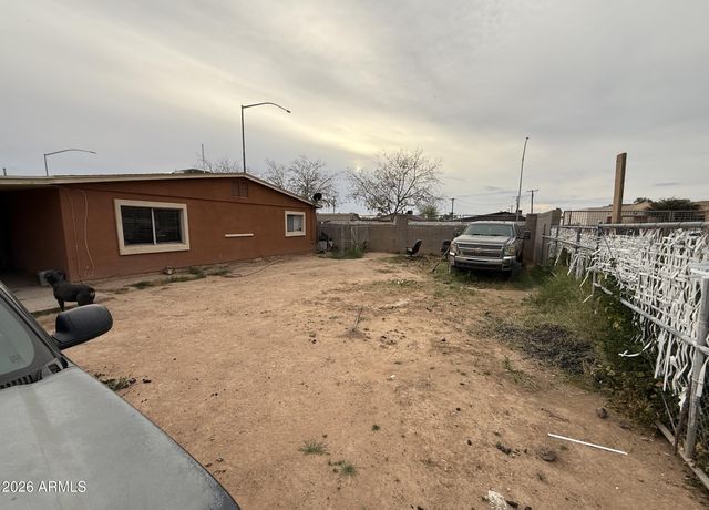 408 E GARNET Avenue, Mesa, AZ 85204