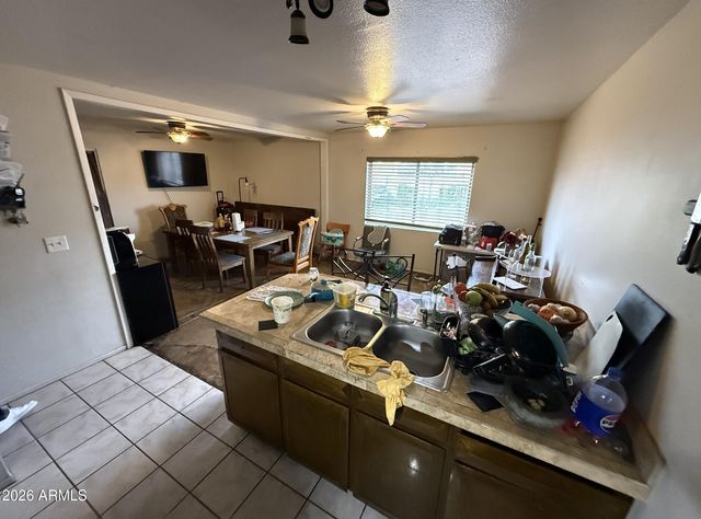 408 E GARNET Avenue, Mesa, AZ 85204