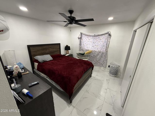 408 E GARNET Avenue, Mesa, AZ 85204