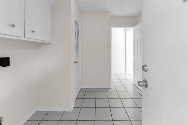 19535 Enchanted Oaks Drive, Spring, TX 77388